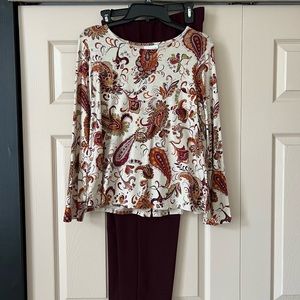 J. Jill long sleeve top, like new. Cute split seam detail on the back.